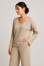 Zwei-Teiliges Geripptes Lounge Set | Bequeme & Stilvolle Damenmode | Sophia