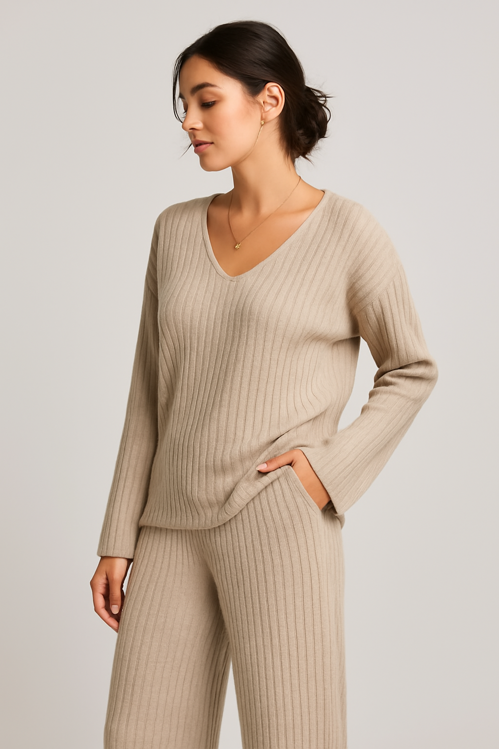 Zwei-Teiliges Geripptes Lounge Set | Bequeme & Stilvolle Damenmode | Sophia