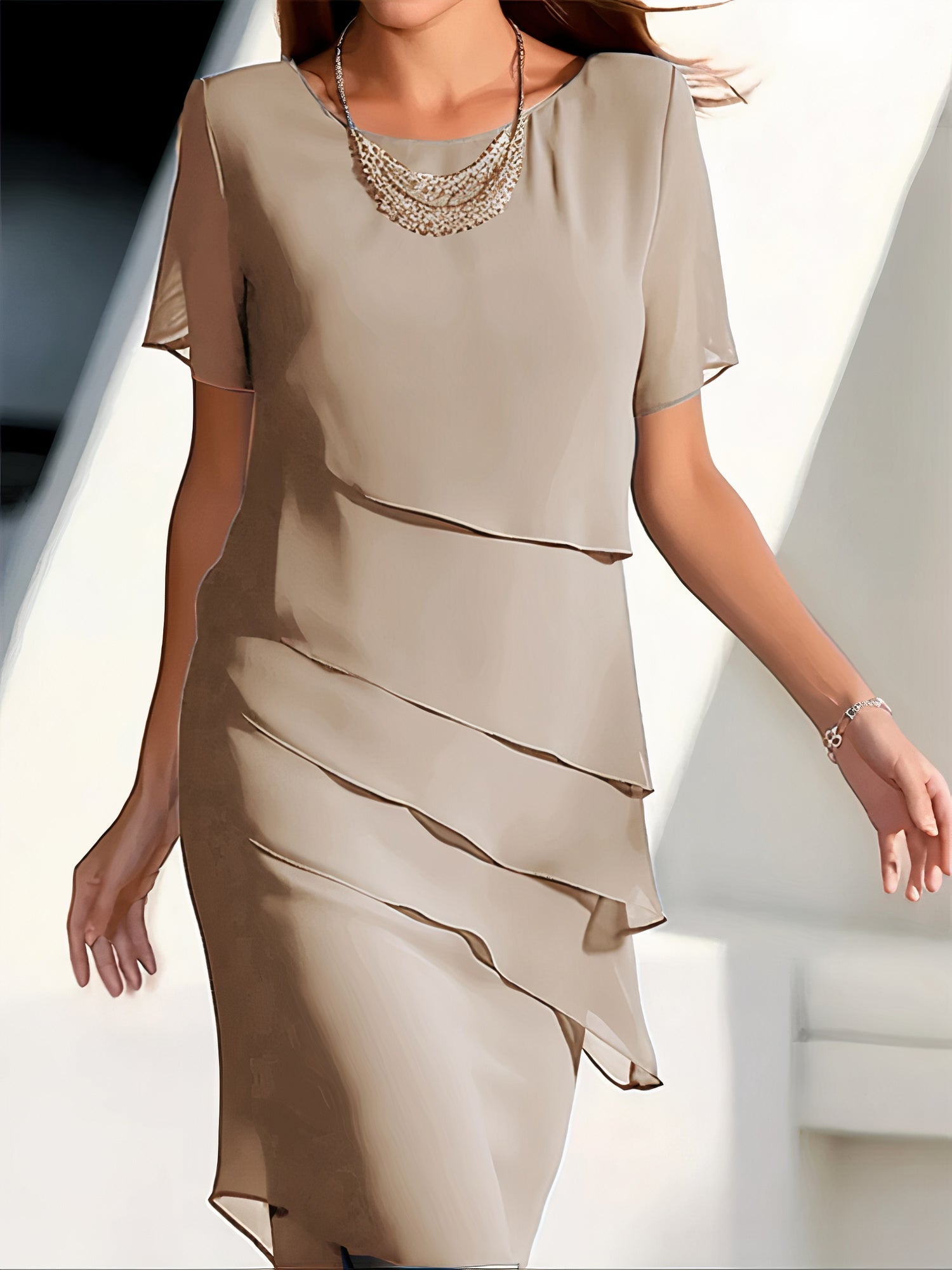 Elegantes Chiffonkleid mit Lagenlook | Zeitloser Stil für Damen | Marlene